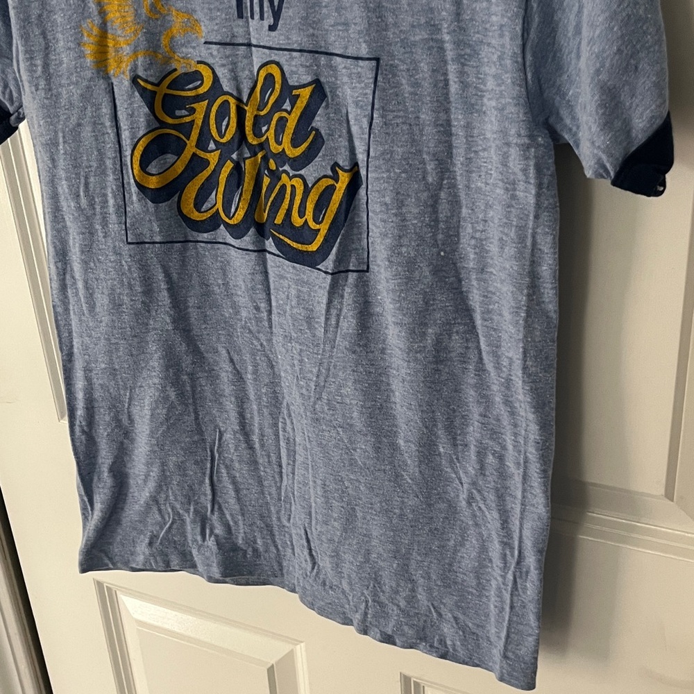 Vintage 80’s Hanes Gold Wing Motorcycle Shop Graphic Tee Sz Medium EUC - Picture 3 of 7